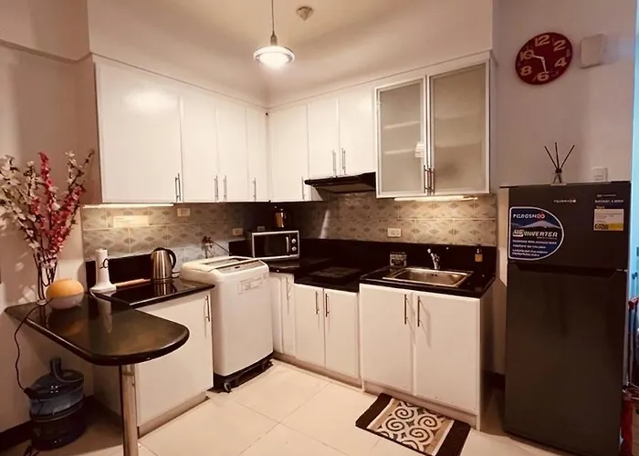Cozy Living Near Naia - Fast Wi-fi * Manila